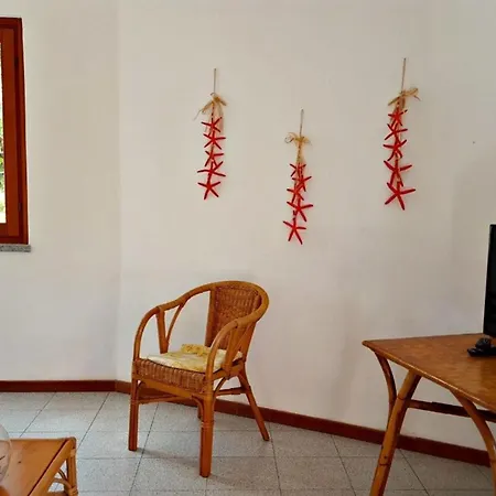Casa Giglio Piano Terra 펜션 마리나디캄포